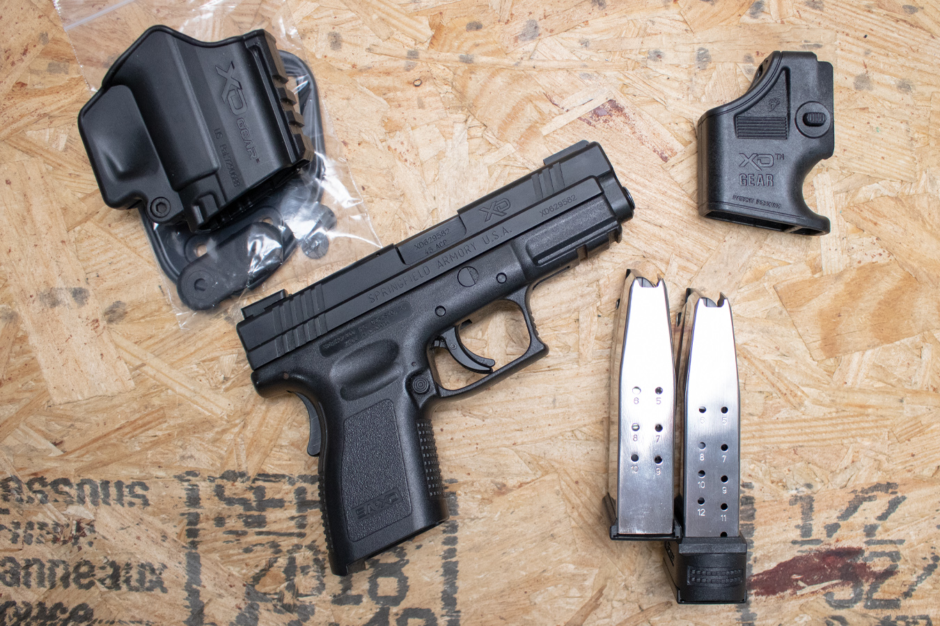 SPRINGFIELD XD-45 Compact 45ACP Police Trade-In Pistol with Two Mags, Holster, Speedloader